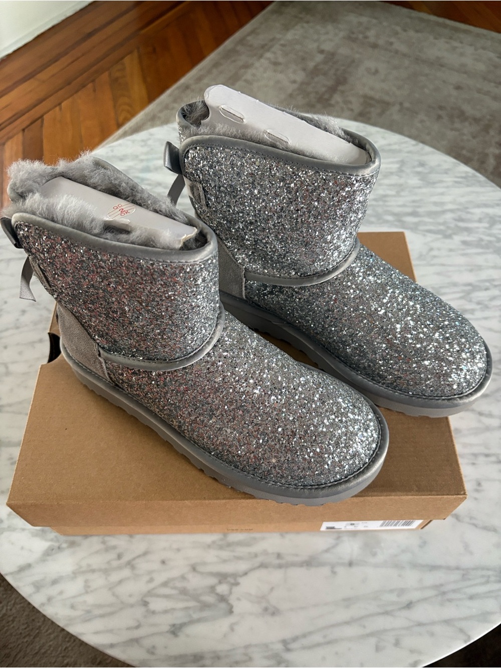 UGG Silver Glitter Women’s Classic Mini Bow Cosmos